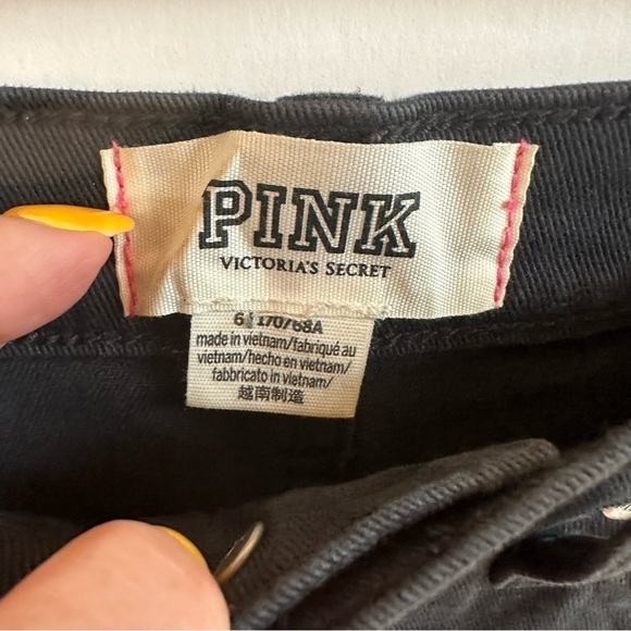 Victoria's‎ Secret Pink Denim Shorts Raw Hem Stretch Black Edgy Summer Size 6 - Picture 4 of 5
